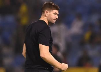 جيرارد فضلت الاتفاق على عرضين إنجليزيين ويوضح السبب