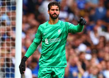 فوت ميركاتو أليسون مطلوب في الدوري السعودي والبرازيلي لا يمانع