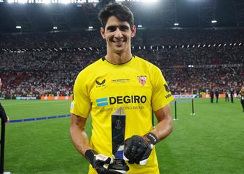 تقارير فشل انتقال ياسين بونو إلى بايرن ميونخ وناد سعودي يحسم الصفقة