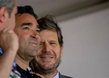 رسمي ا ديكو مدير ا رياضي ا لـ برشلونة حتى 2026