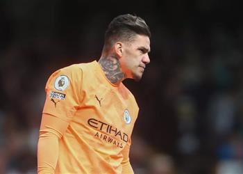 شيرينجيتو إيدرسون يدخل على رادار ناد سعودي كبير