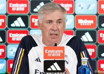 أنشيلوتي يوضح تفاصيل إصابة كامافينجا وموقف ريال مدريد من ضم مدافع في انتقالات الصيف