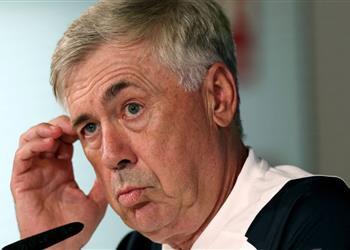 أنشيلوتي يعلق على إمكانية تعاقد ريال مدريد مع لاعب برشلونة ورأيه في صفقات الدوري السعودي