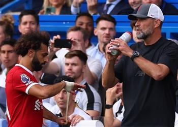 كلوب يعلق على واقعة غضب محمد صلاح أمام تشيلسي ليس لدي ما أقوله