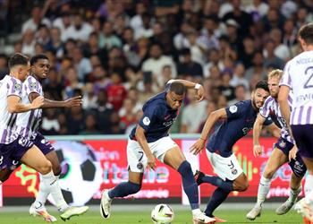 إنريكي عن عدم البدء بـ مبابي في مباراة باريس سان جيرمان وتولوز أنا المدرب