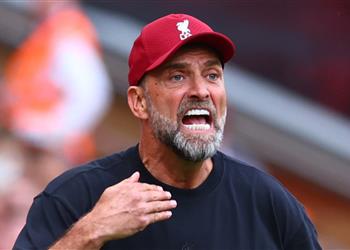 كلوب ينفعل غضب ا من جماهير ليفربول خلال مواجهة بورنموث