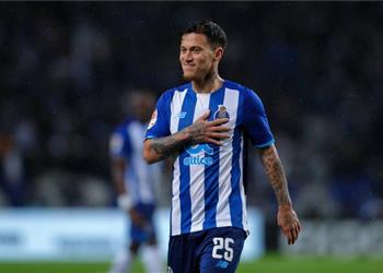 تفاصيل وقيمة صفقة انتقال لاعب بورتو إلى النصر السعودي