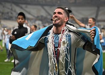 رودريجو دي باول يحسم قراره بشأن الانتقال إلى أهلي جدة