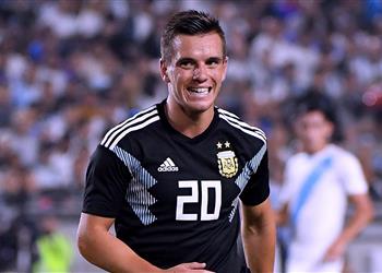 توتنهام يحسم موقفه من رحيل لو سيلسو إلى برشلونة