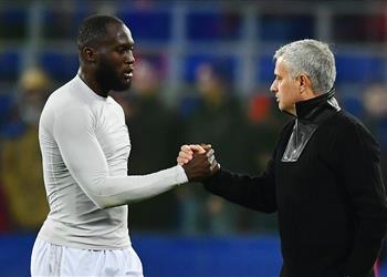 مورينيو يعلق على إمكانية تعاقد روما مع لوكاكو