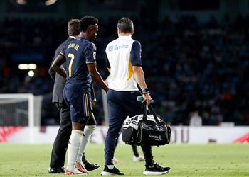 أول تعليق من أنشيلوتي على إصابة فينيسيوس في مباراة ريال مدريد وسيلتا فيجو