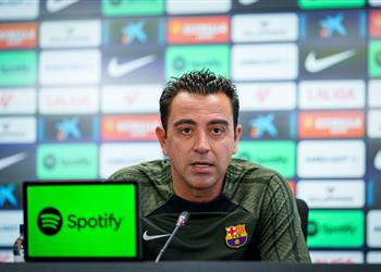 تشافي يجب علينا سماع ما يدور بين الحكام في الدوري الإسباني