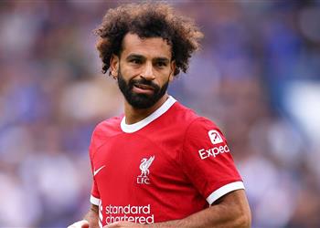 محمد صلاح يتجاهل تقارير رحيله عن ليفربول وانتقاله إلى اتحاد جدة