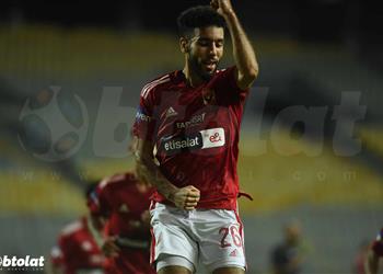 أحمد القندوسي الموسم كان شاق ا وجمهور الأهلي يستحق كل هذه البطولات