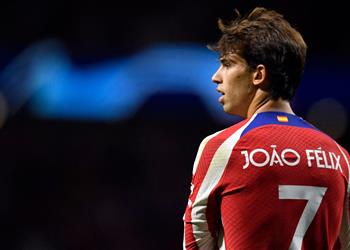 سكاي توضح موقف جواو فيليكس من اهتمام ليفربول لتعويض محمد صلاح