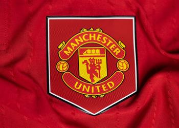 مانشستر يونايتد ي علن غياب مدافعه عن مباراة آرسنال في الدوري الإنجليزي