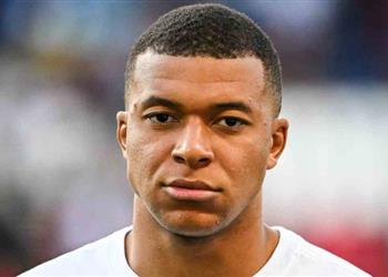 تقارير توضح موقف مبابي من مباراة افتتاح الدوري الفرنسي