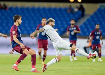 فيديو الشباب يهزم الوحدة بركلات الترجيح ويتأهل لنصف نهائي البطولة العربية