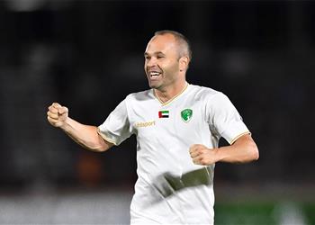 نادي الإمارات ي علن التعاقد مع إنييستا رسمي ا