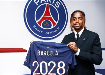 رسمي ا باريس سان جيرمان يعلن تعاقده مع برادلي باركولا