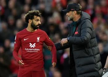 كلوب يعلق على رحيل محمد صلاح قبل غلق باب الانتقالات ويصرح علينا حماية كرة القدم من السعودية