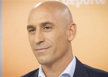 عقوبة خفيفة تنتظر روبياليس بعد قرار المحكمة الإدارية الرياضية