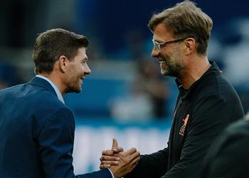 جيسون ماكاتير يحدد خليفة كلوب في ليفربول أفضل من جيرارد