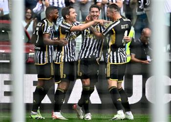 فيديو يوفنتوس يقهر لاتسيو بثلاثية ويزيد أوجاع ساري في الدوري الإيطالي