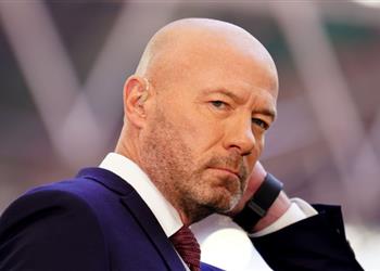 آلان شيرر يتغنى بـ محمد صلاح بعد تألقه في مباراة ليفربول وولفرهامبتون