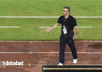 بابافاسيليو ينتقد تنظيم الدوري المصري أشعر بالإحباط مما يحدث هنا