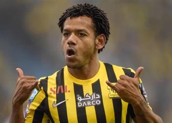 فيديو رومارينيو يسجل هدف الاتحاد الثالث أمام أجمك