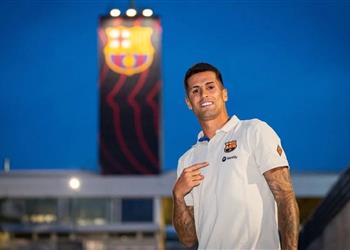 رسمي ا برشلونة يعلن تعاقده مع جواو كانسيلو