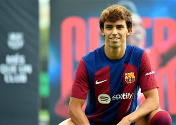 جواو فيليكس أحلم بتحقيق دوري أبطال أوروبا مع برشلونة