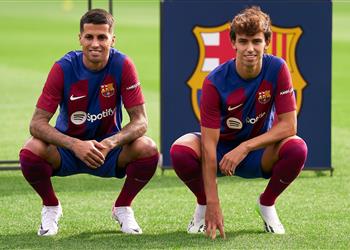 موندو ديبورتيفو تكشف عن رقمي كانسيلو وفيليكس مع برشلونة