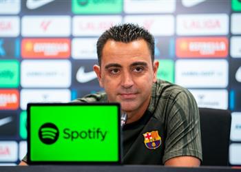 تشافي ميركاتو برشلونة 10 على 10 وعلينا أن نثبت أنفسنا في دوري أبطال أوروبا