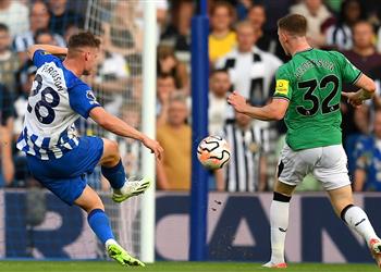 برايتون يزيد أوجاع نيوكاسل يونايتد ويفوز بثلاثية في الدوري الإنجليزي