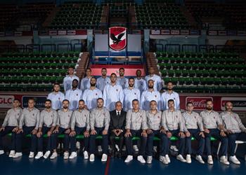 القناة الناقلة لمباراة الأهلي وإجنايت الأمريكي اليوم في كأس العالم للأندية لكرة السلة