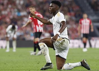 تشواميني يختلف مع أنشيلوتي مانشستر سيتي ريال مدريد المرشح المفضل في دوري الأبطال