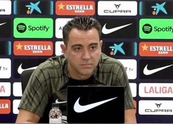 تشافي جددت عقدي مع برشلونة ولن أوجه رسائل إلى المنافسين