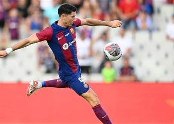 سبورت ليفاندوفسكي يتخطى رقم إيتو القياسي مع برشلونة