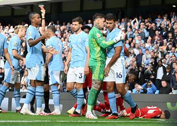 جوارديولا ينتقد سلوك رودري أمام نوتينجهام ويصر ح الحكم مسؤول عن الفوضى