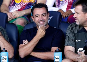 تشافي يشيد بلاعب برشلونة السبب الأساسي في الريمونتادا أمام سيلتا فيجو