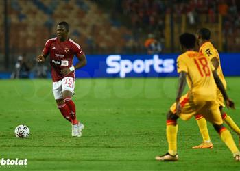 خبير تحكيمي الأهلي يستحق ركلة جزاء أمام سان جورج