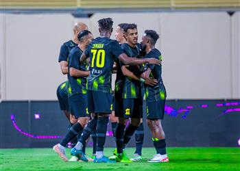 فيديو بالنيران الصديقة روبيرتو دياز ي سجل هدف الاتحاد الأول أمام الخلود