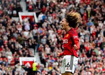 مانشستر يونايتد يخطط لتجديد عقد حنبعل المجبري بعد اهتمام من الدوري الإسباني