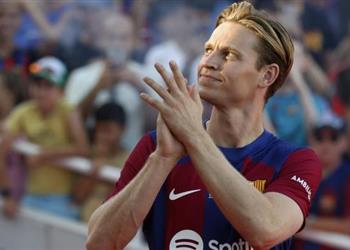 موندو ديبورتيفو توضح آخر تطورات تجديد عقد دي يونج مع برشلونة