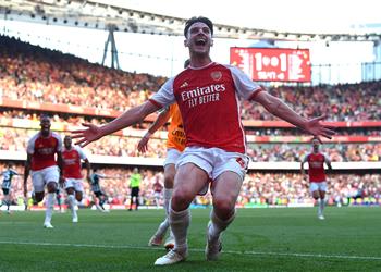 فيديو دراما بريميرليج مستمرة آرسنال يحو ل تأخره لانتصار قاتل أمام مانشستر يونايتد