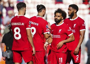 إيان رايت هدف ليفربول الأول أمام أستون فيلا لم يكن صحيح ا بسبب محمد صلاح