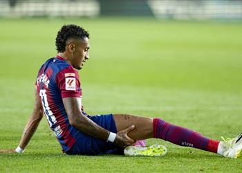 موندو ديبورتيفو توضح المدة المتوقعة لغياب رافينها عن برشلونة