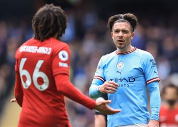 منتخب إنجلترا يصدر بيان ا رسمي ا بشأن جريليش وأرنولد